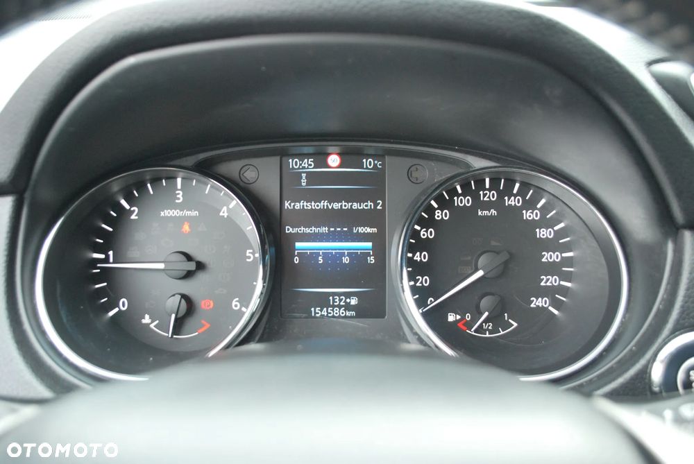 Nissan Qashqai - 14