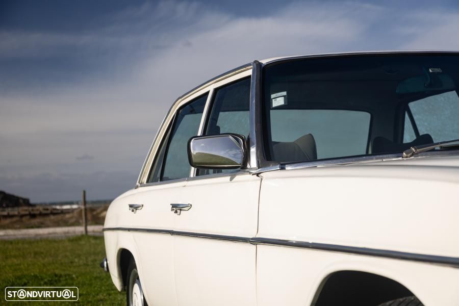 Mercedes-Benz W114/W115 (1968-1974) - 15