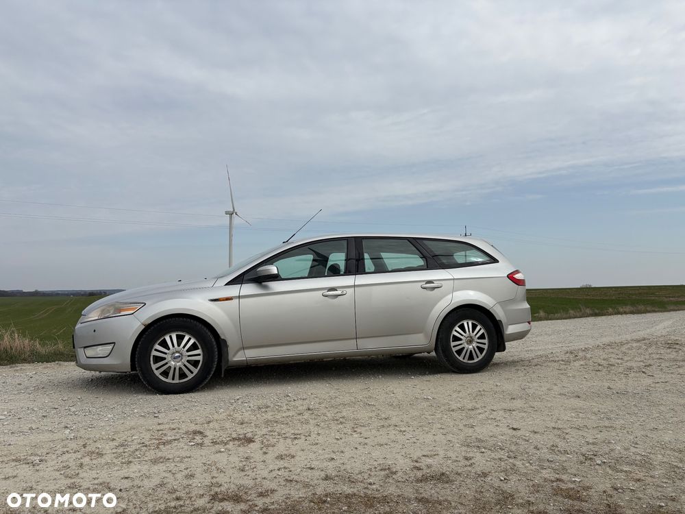 Ford Mondeo 1.8 TDCi Trend - 10