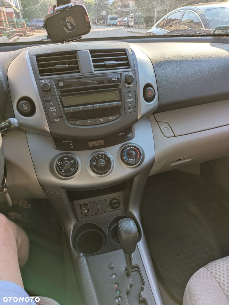 Toyota RAV4 3.5 V6 Sport - 12