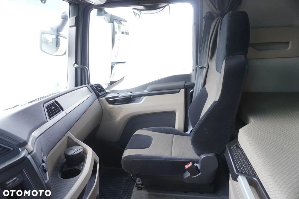 MAN TGX 26.470 6x2 / BDF / 2022 - 15