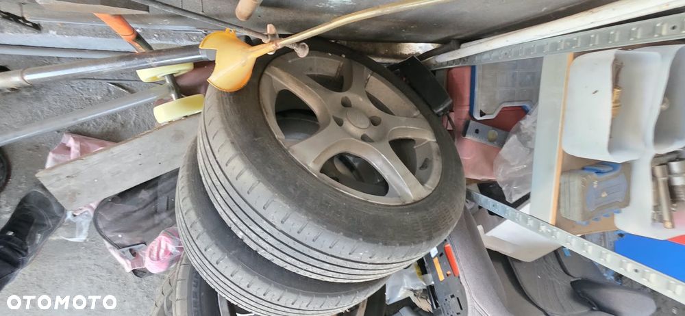 Ford B-MAX - 22