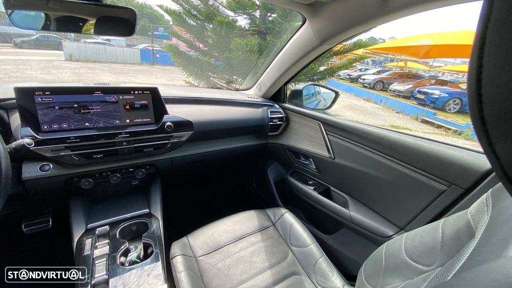 Citroën C5 X 1.6 Hybrid Shine e-EAT8 - 31