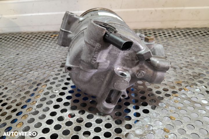 Compresor AC 5N0820803 5N0820803 Volkswagen VW Golf 6 [2008 - 2015] V - 4