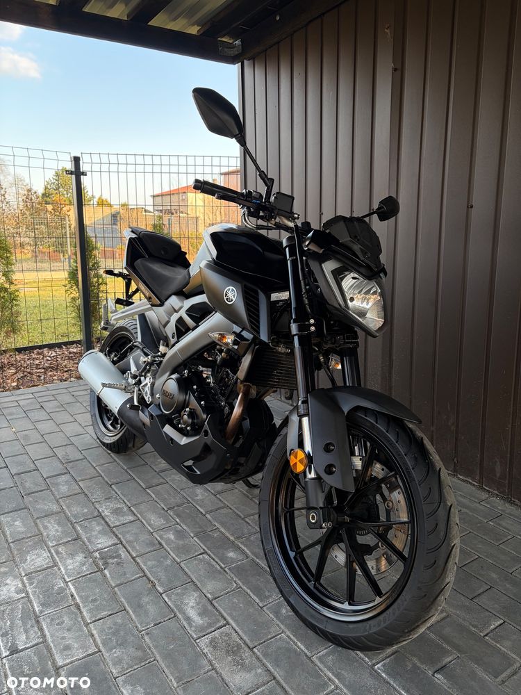Yamaha MT - 13