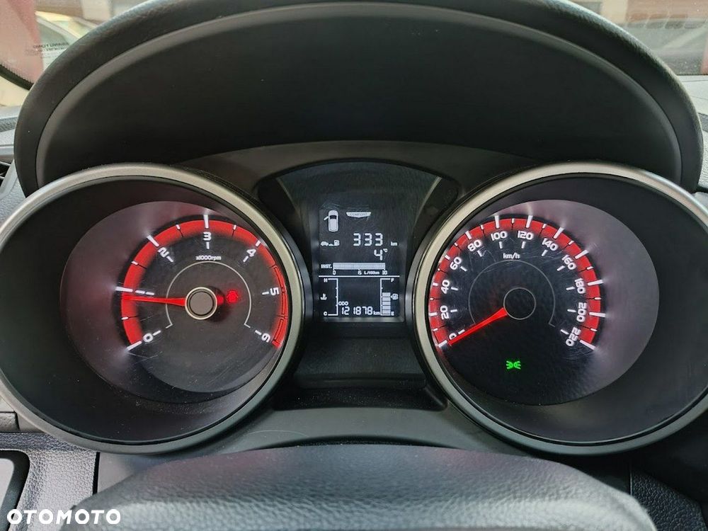 SsangYong/KGM XLV - 17