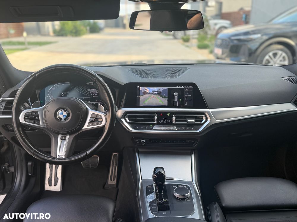BMW Seria 3 320d xDrive Sport-Aut. M Sport - 14