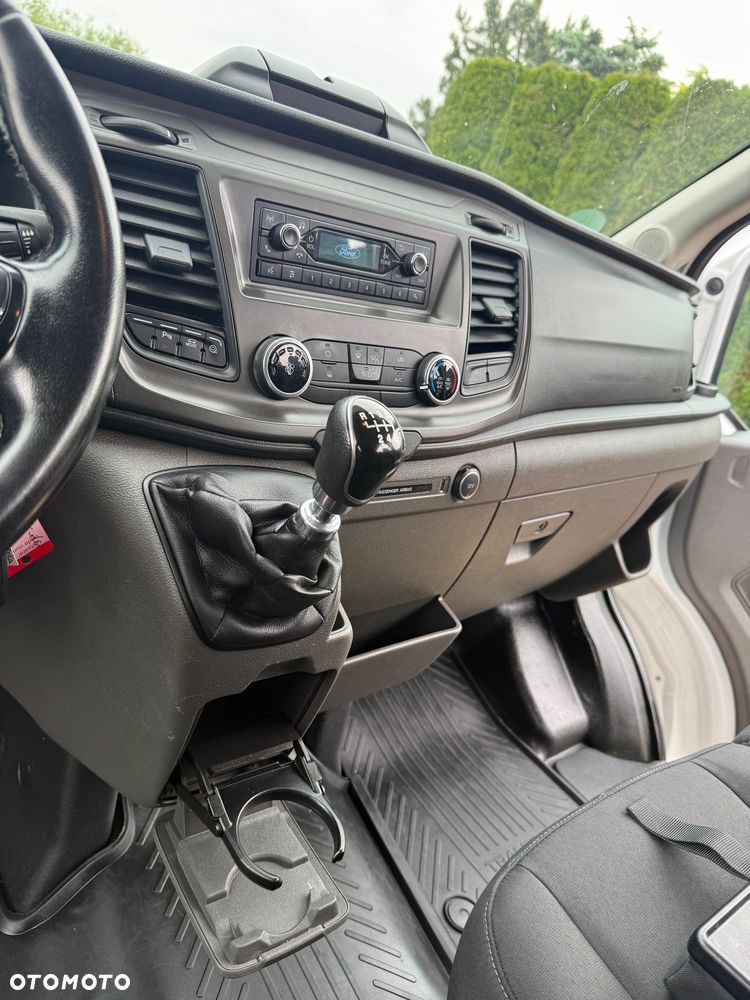 Ford Transit - 28