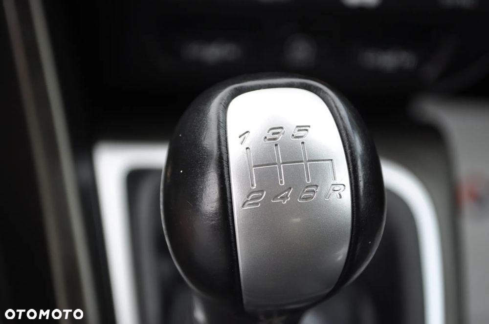 Honda Civic ver-1-8-i--vtec-sport - 31