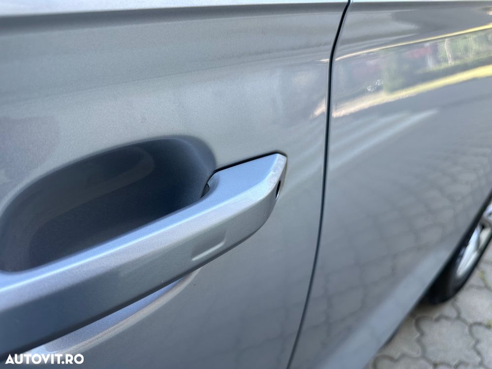 Audi Q5 40 TDI quattro S tronic MHEV Advanced - 12