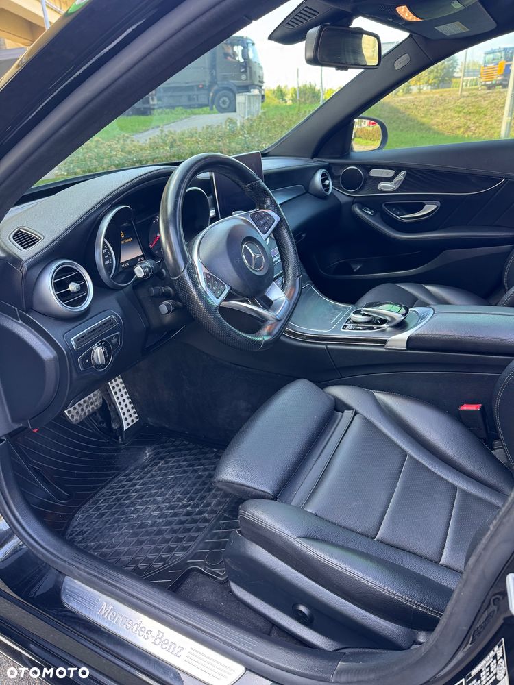 Mercedes-Benz Klasa C 300 9G-TRONIC AMG Line - 10