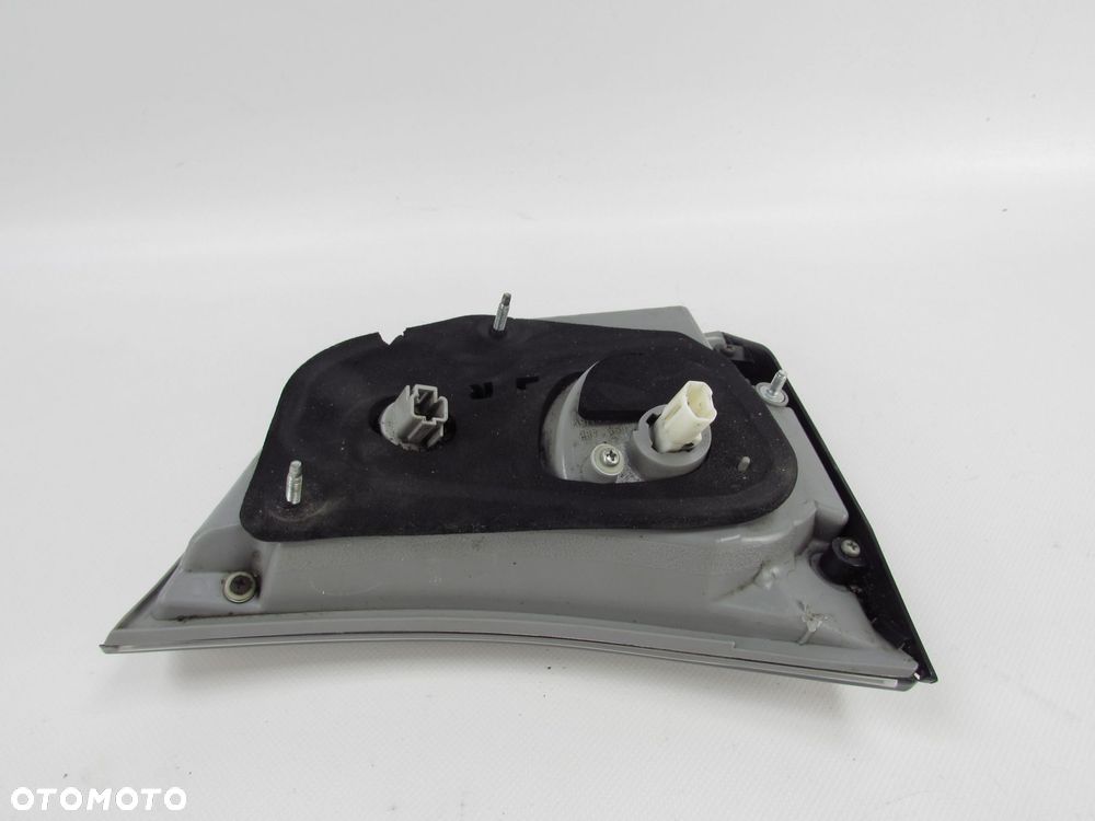 LEXUS RX 400 RX400 H 05-09 LAMPA TYL TYLNA PRAWA KLAPY - 10