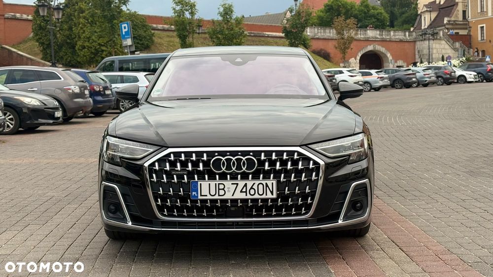 2022 Audi A8, photograph 12