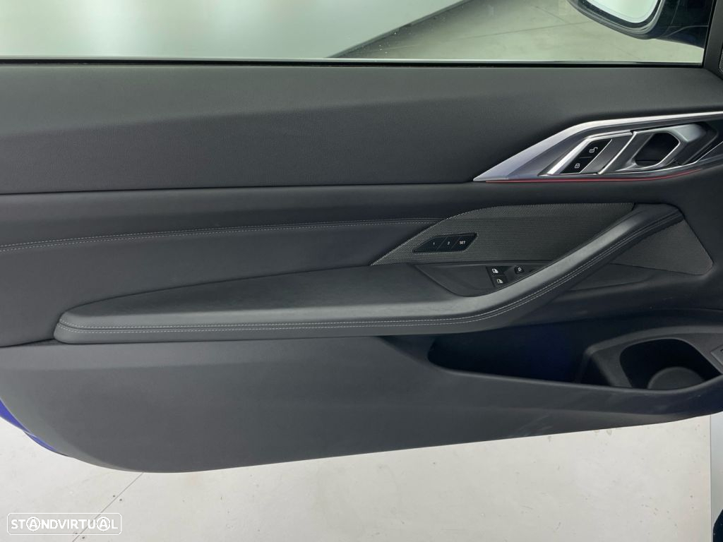 BMW M4 Competition xDrive - 18