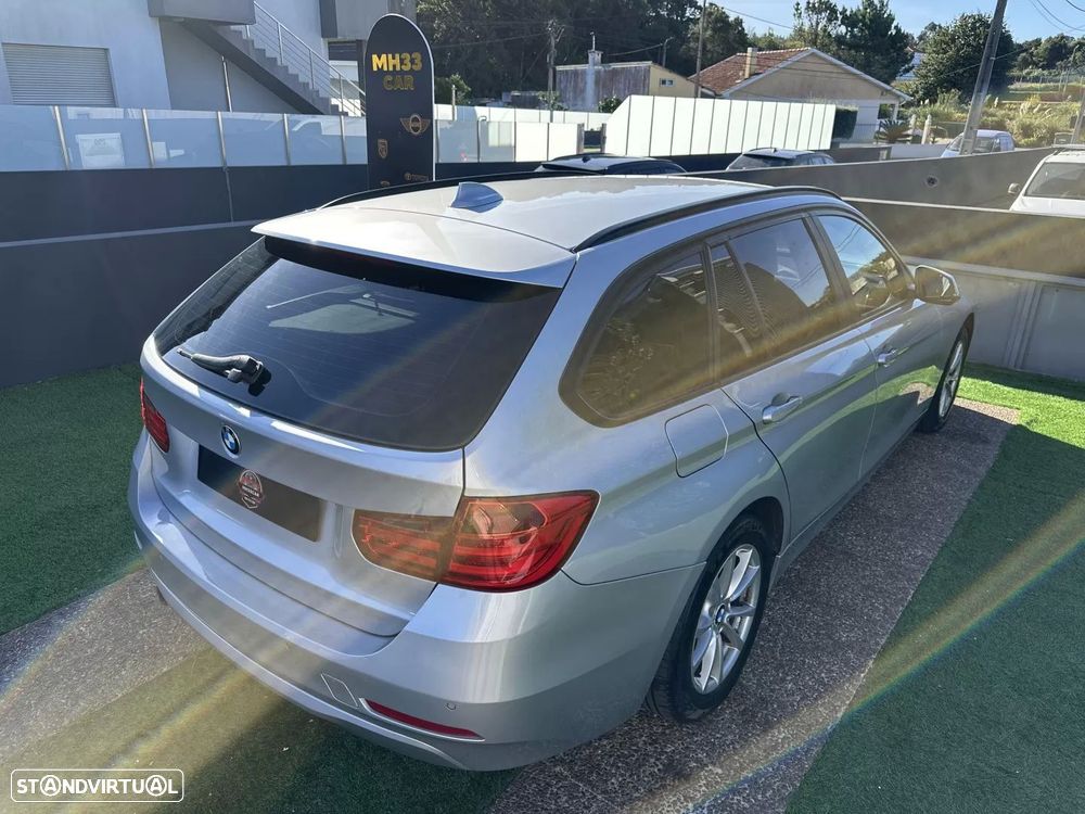 BMW 318 d Sport Line - 11