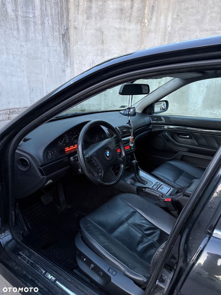 BMW Seria 5 - 21