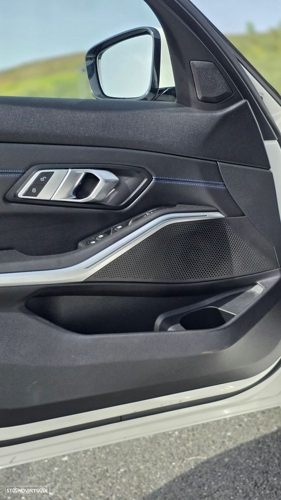 BMW 318 d Pack M Auto - 35