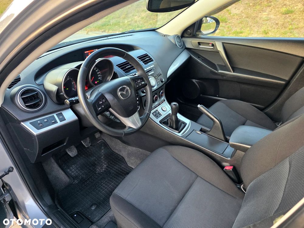 Mazda 3 - 6