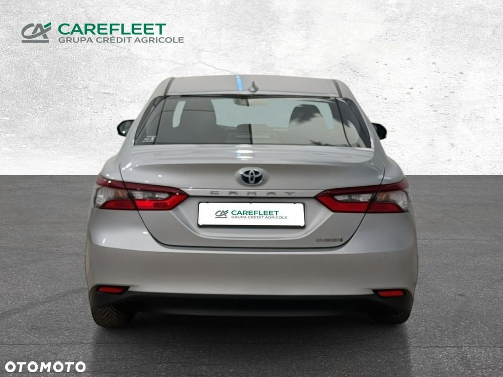 Toyota Camry - 7