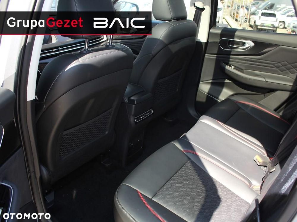 BAIC 7 1.5T Luxury DCT - 13