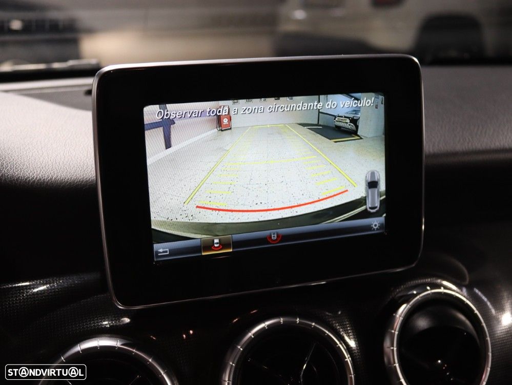 Mercedes-Benz CLA 180 d Shooting Brake Urban Aut. - 6