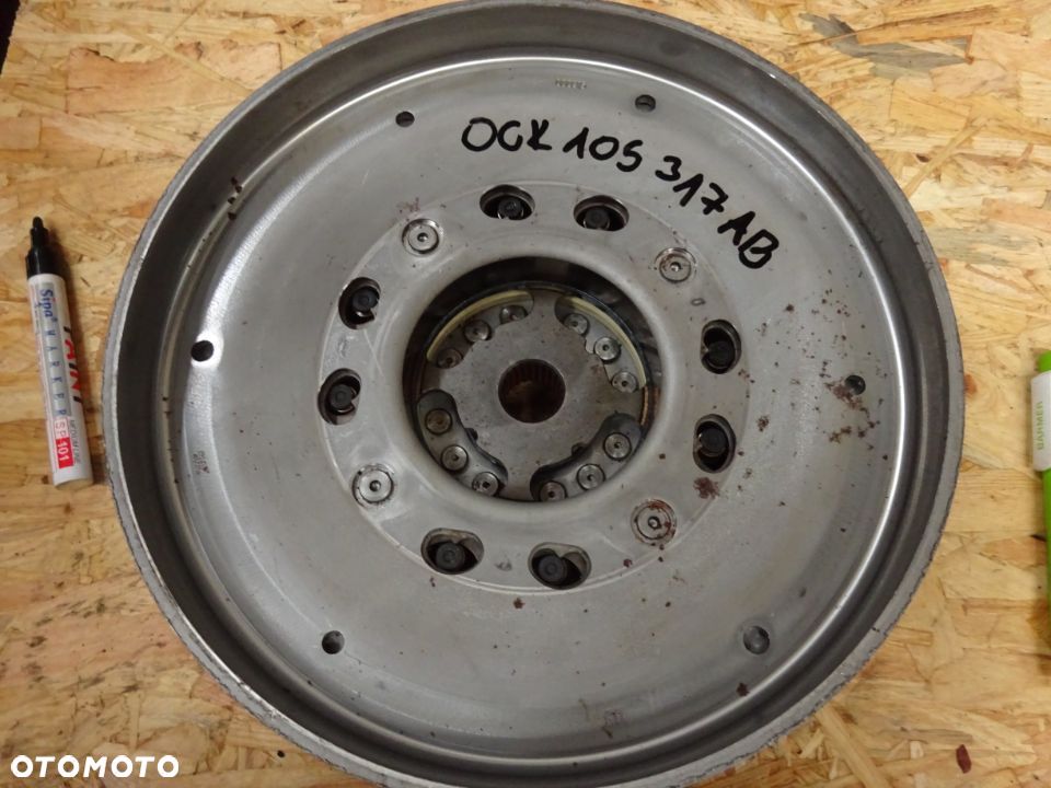 dwumasa s tronic  audi a4 b8 b9 a6 c7 a7 0CK 105 317 AB czesci