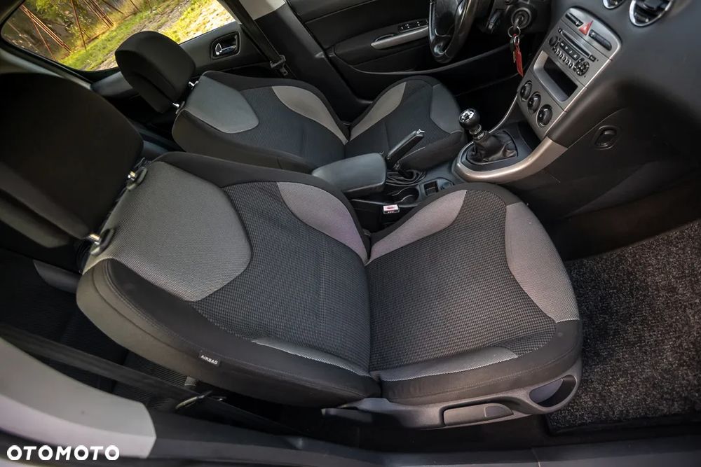 Peugeot 308 - 21