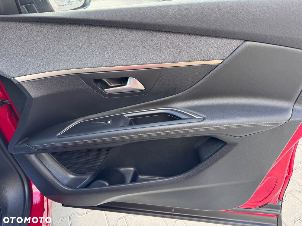 Peugeot 3008 PureTech 130 Stop & Start GPF Allure Business-Paket - 15