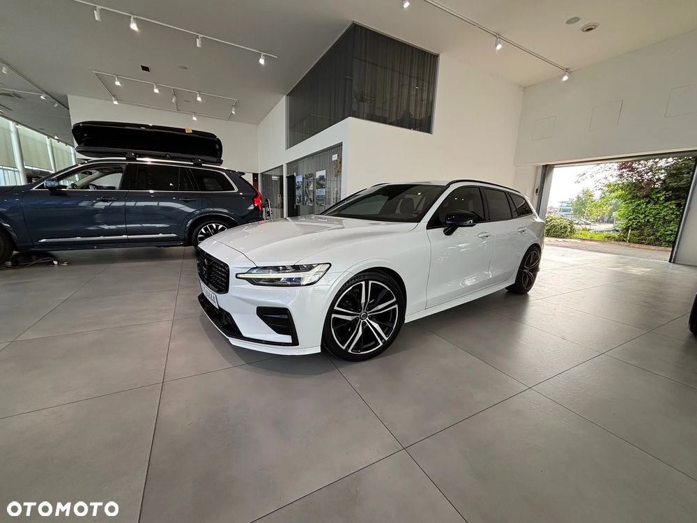 Volvo V60 D4 R-Design - 6