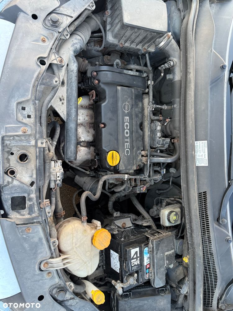 Opel Corsa 1.2 16V EcoFLEX Satellite - 9