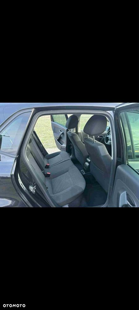 Volkswagen Polo - 8