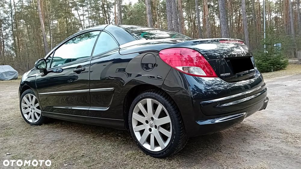 Peugeot 207 1.6 THP Allure - 12