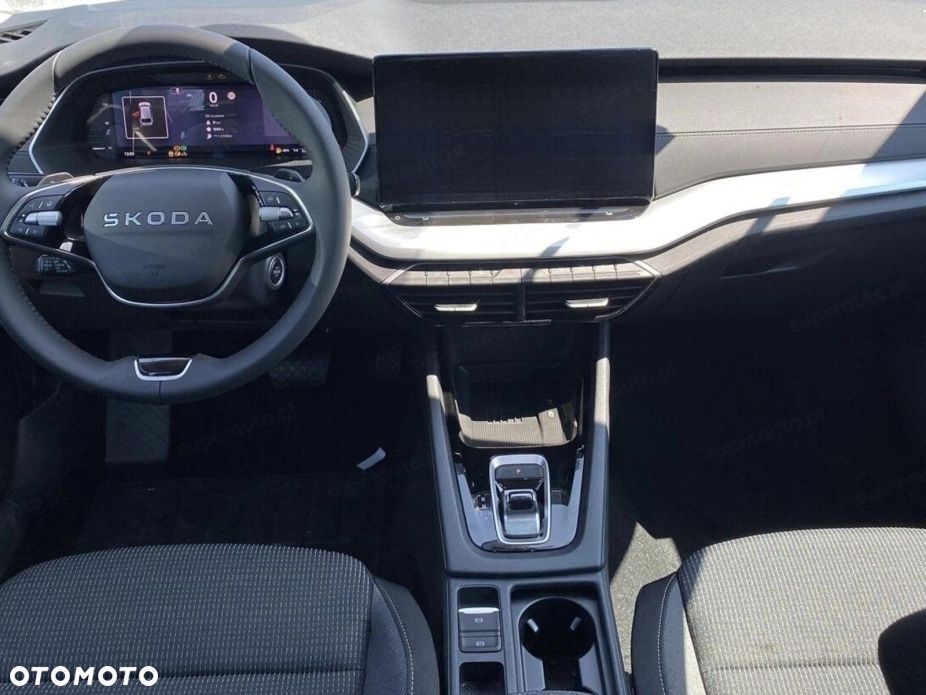 Skoda Octavia 2.0 TDI Edition 130 Selection DSG - 10