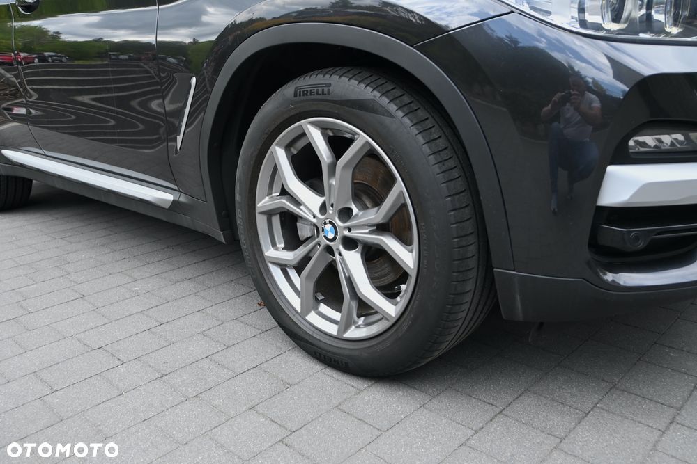 BMW X3 sDrive18d xLine sport - 38
