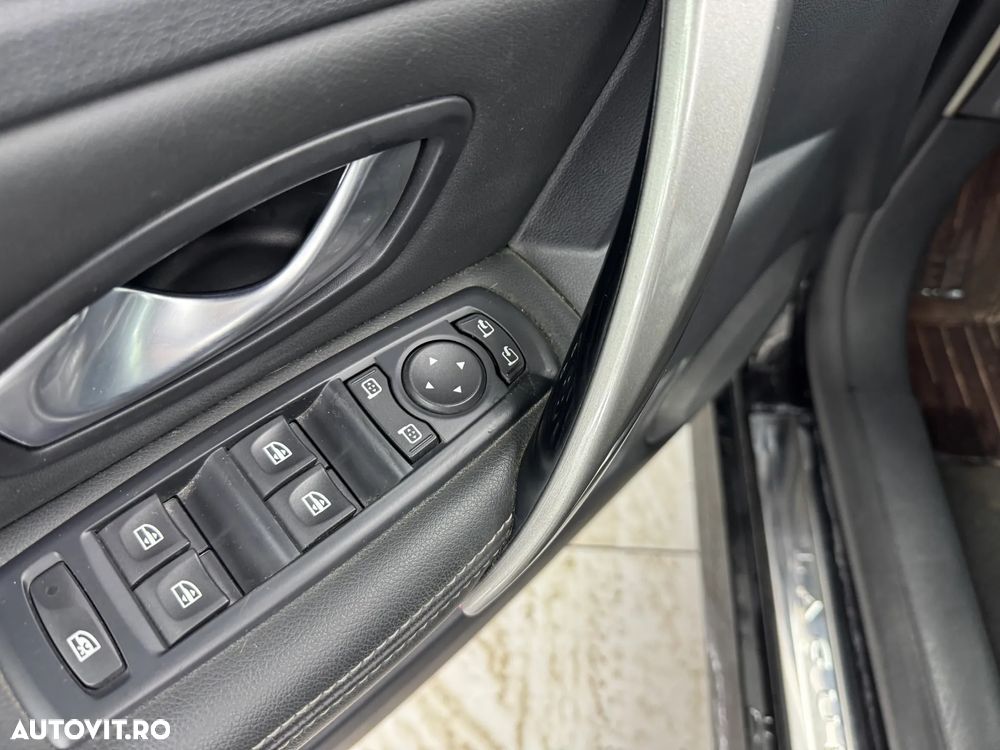 Renault Laguna dCi 110 FAP Paris Business - 15