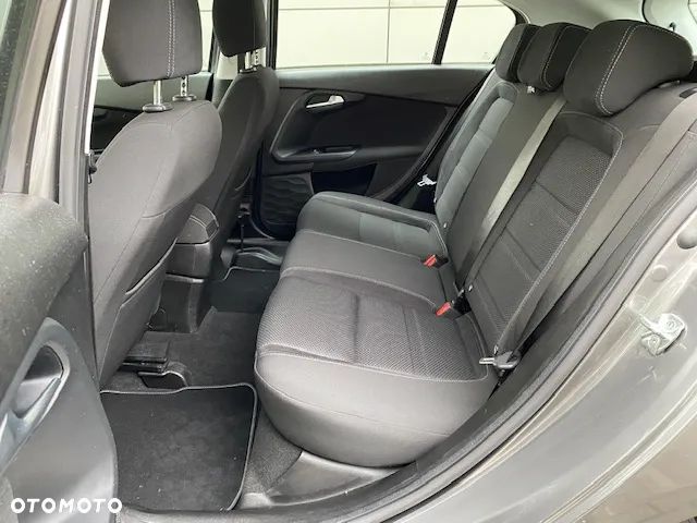 Fiat Tipo 1.4 T-Jet 16v Lounge - 25