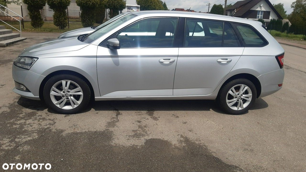Skoda Fabia 1.0 TSI Ambition - 6