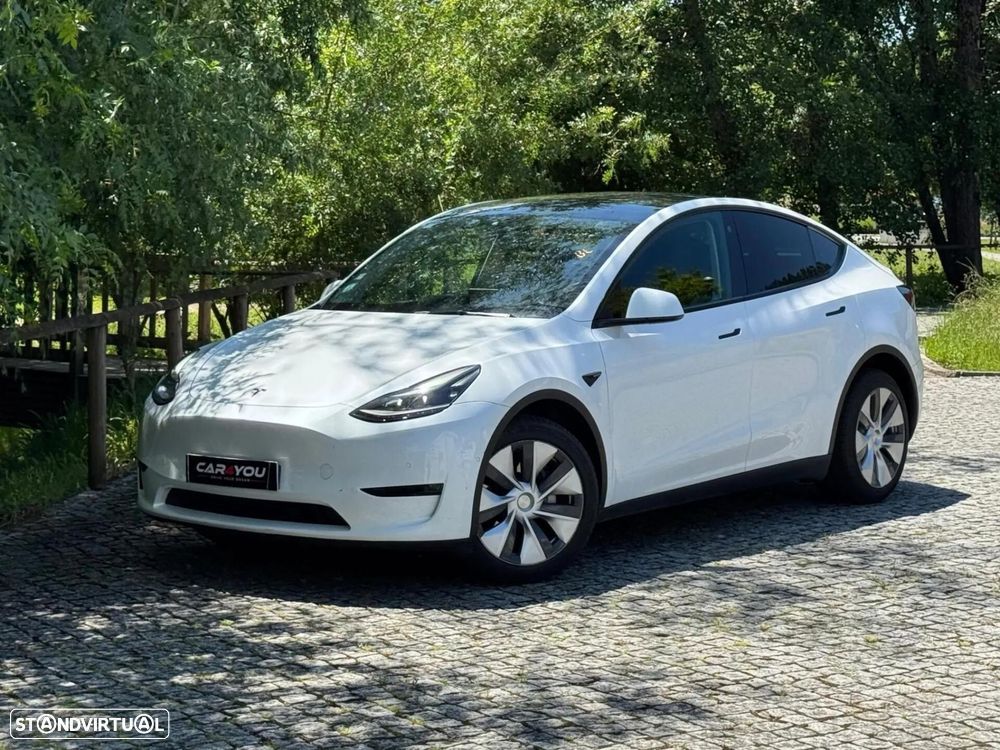 Tesla Model Y Long Range Dual Motor AWD - 1