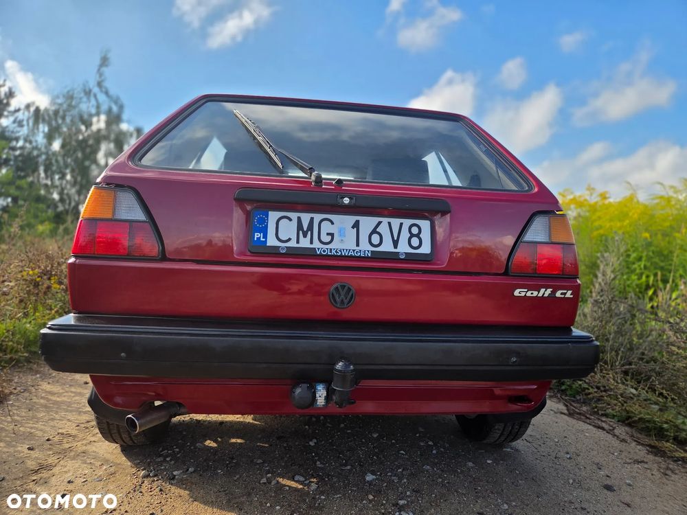 Volkswagen Golf 1.6 CL - 8