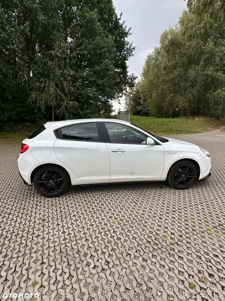 Alfa Romeo Giulietta 1.4 TB MultiAir - 4
