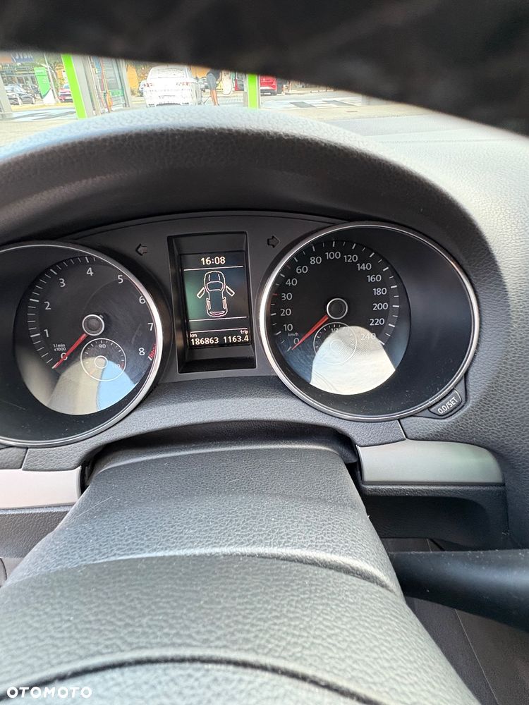 Volkswagen Golf 1.4 TSI Comfortline - 24