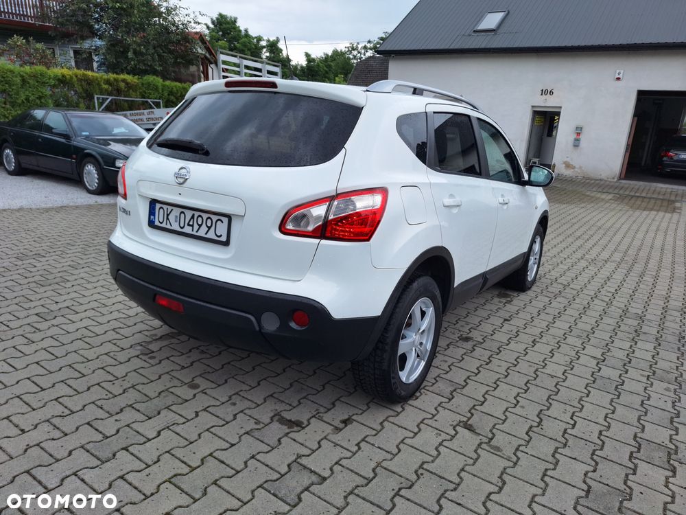 Nissan Qashqai - 11