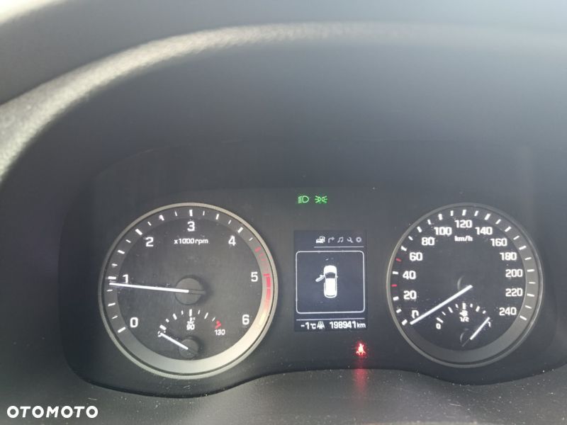 Hyundai Tucson blue 1.7 CRDi 2WD Trend - 9