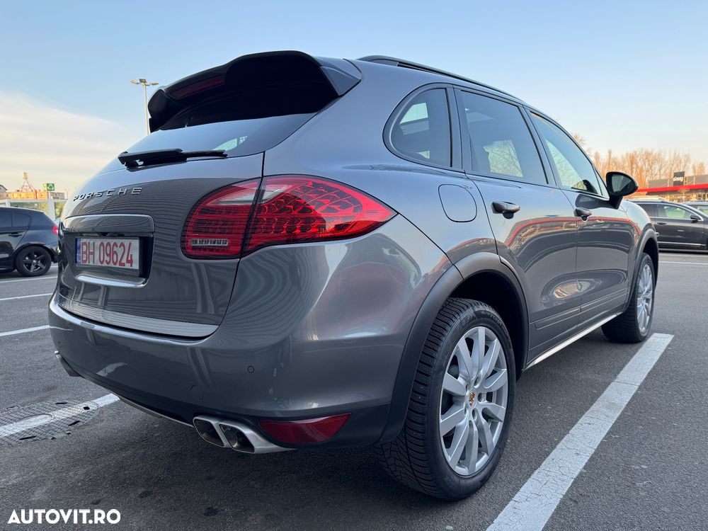 Porsche Cayenne Tiptronic S - 3