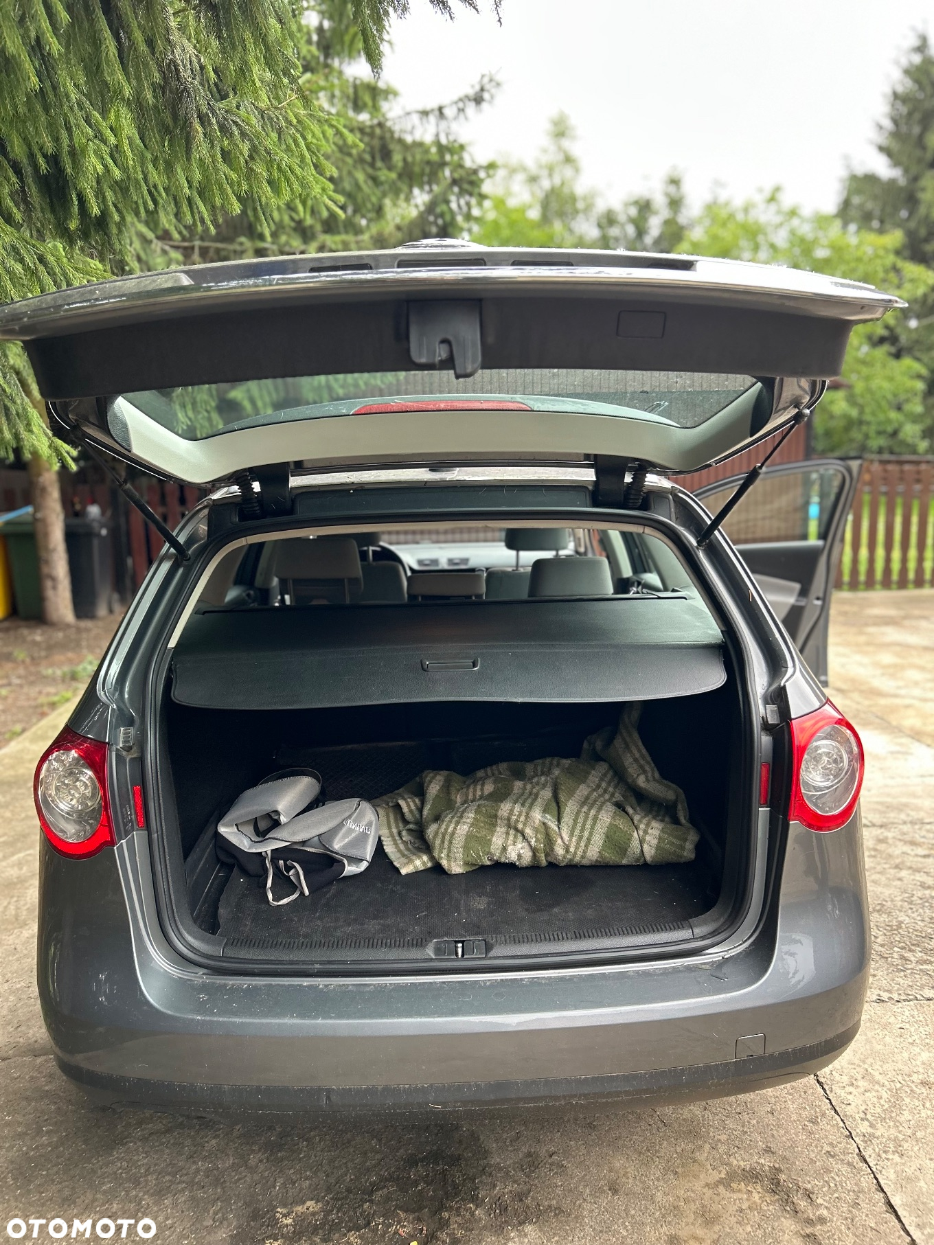 Volkswagen Passat Variant 1.9 TDI DPF BlueMotion - 11