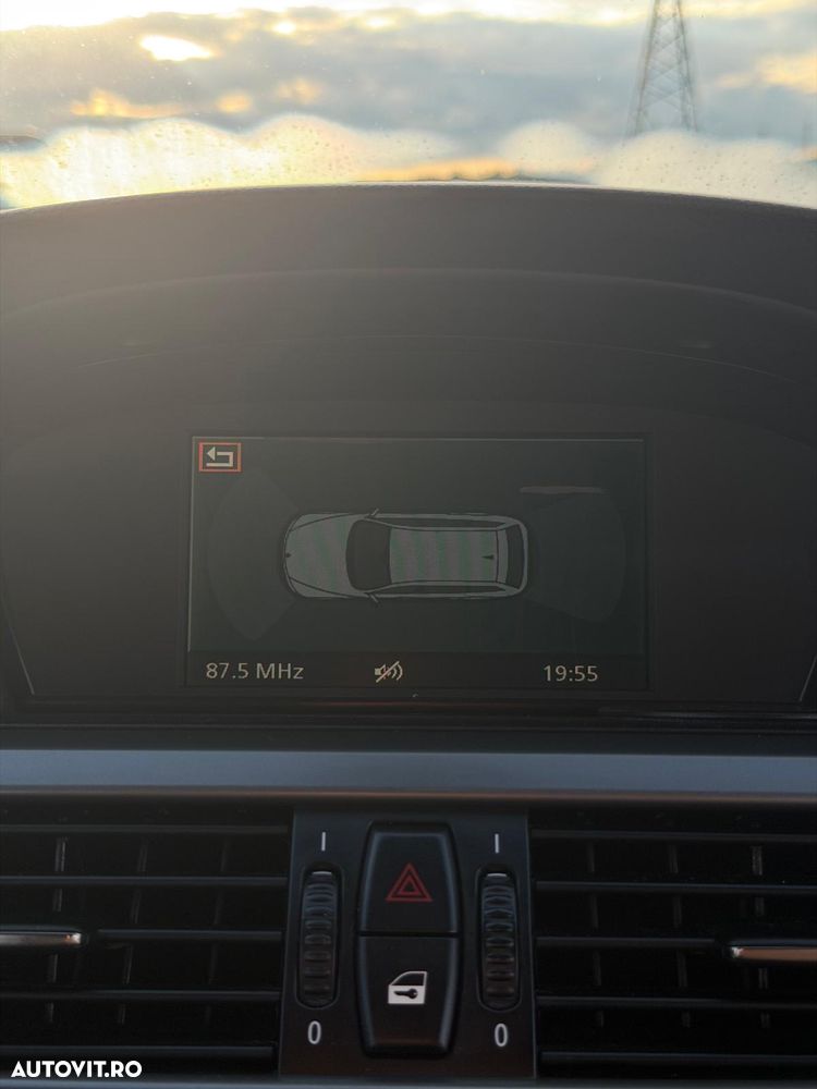 BMW Seria 5 520d - 18