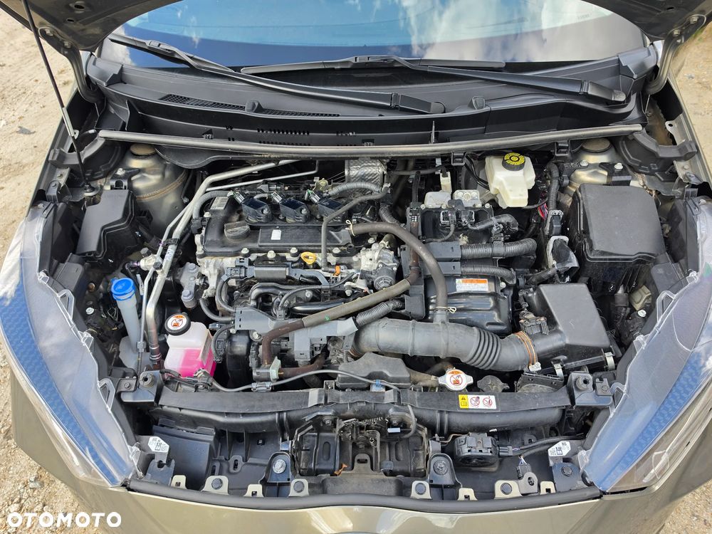 Toyota Yaris Hybrid 1.5 Executive - 29