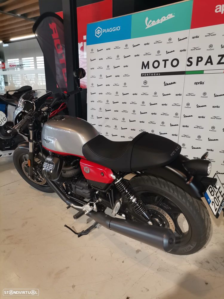 Moto Guzzi V7 CORSA - 3
