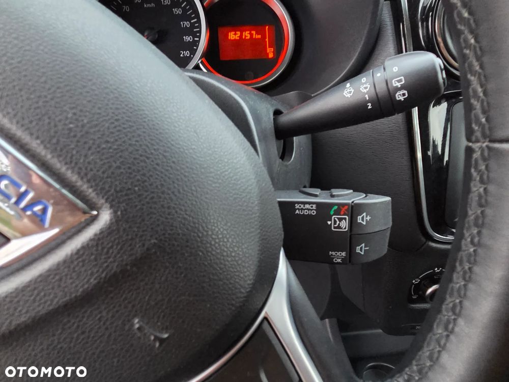 Dacia Lodgy 1.6 SCe Laureate S&S - 16