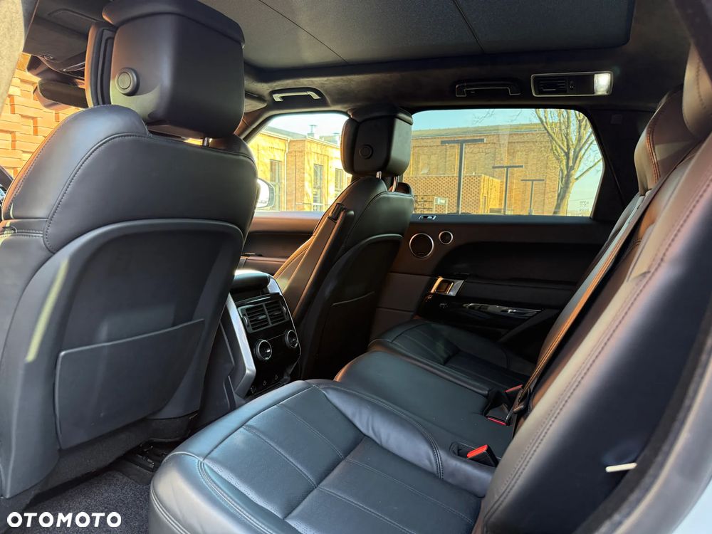 Land Rover Range Rover Sport - 12
